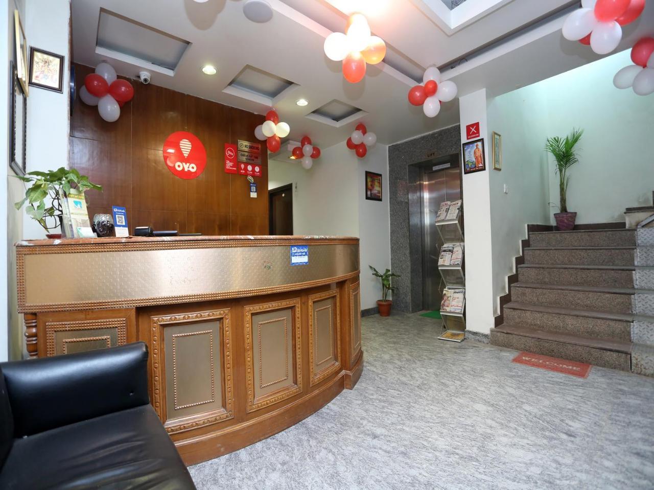 Oyo 6596 Hotel Flight Path Ню Делхи Екстериор снимка